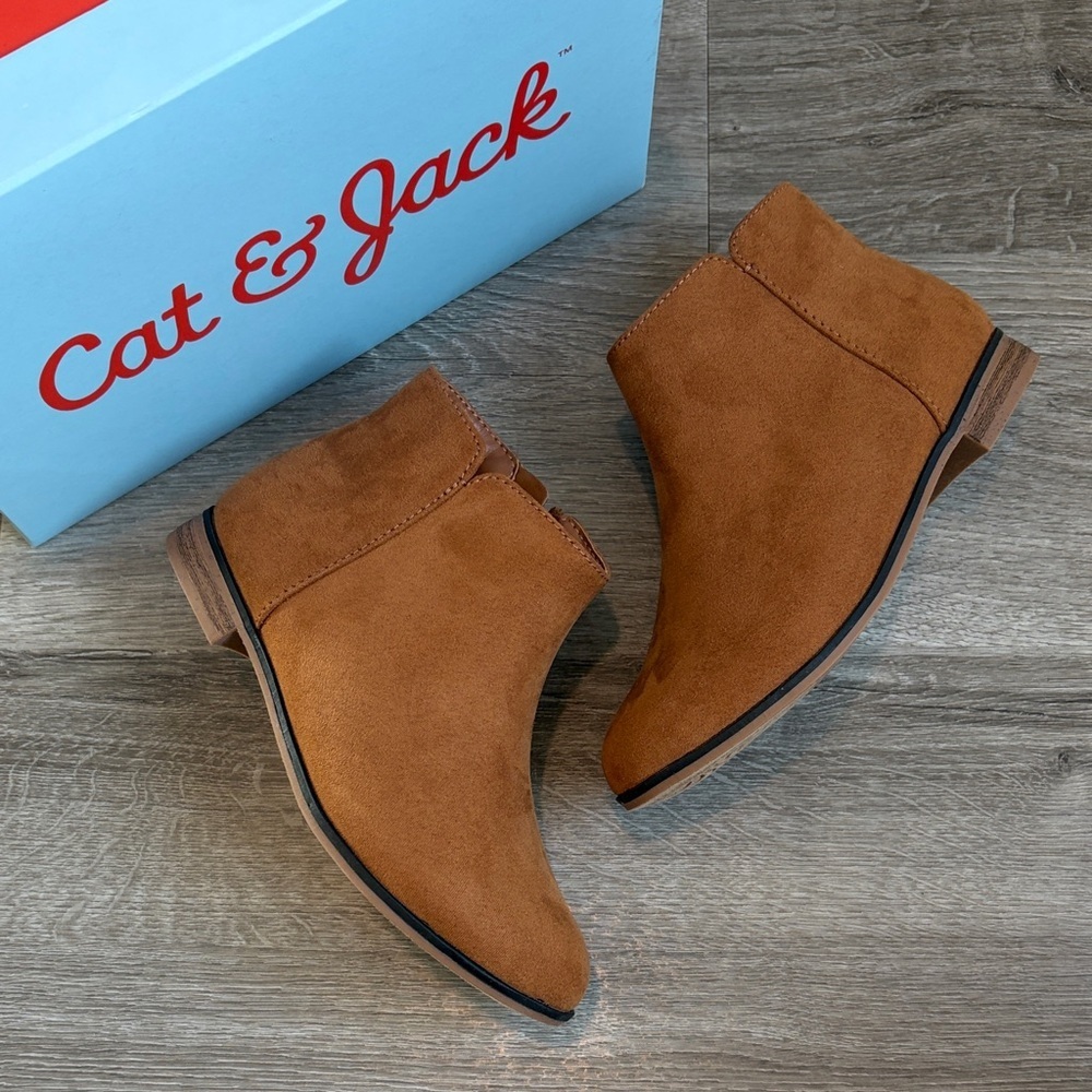 NEW Cat & Jack cognac ankle boots